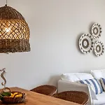 Apartment Mythical Seas 004