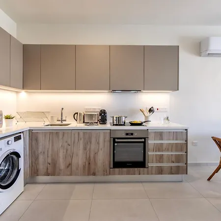 Mythical Seas 004 דירה פאראלימני